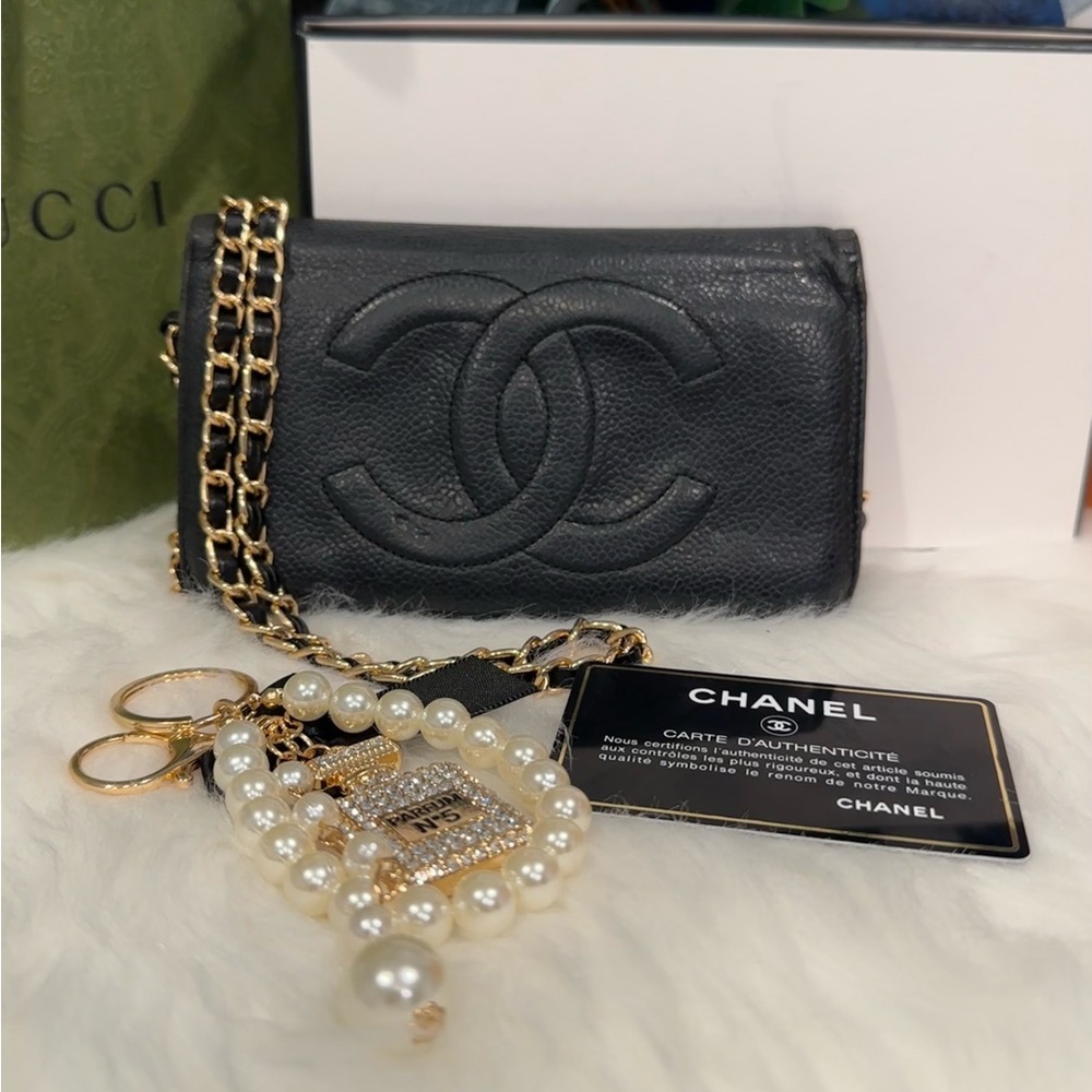 CHANEL Vintage Caviar Timeless ‘CC’ Wallet on Chain | # 2797727